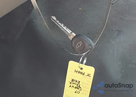 2007 Chevrolet Silverado 1500 Work Truck из США, поврежденный, VIN 1GCEC14CX7Z596585